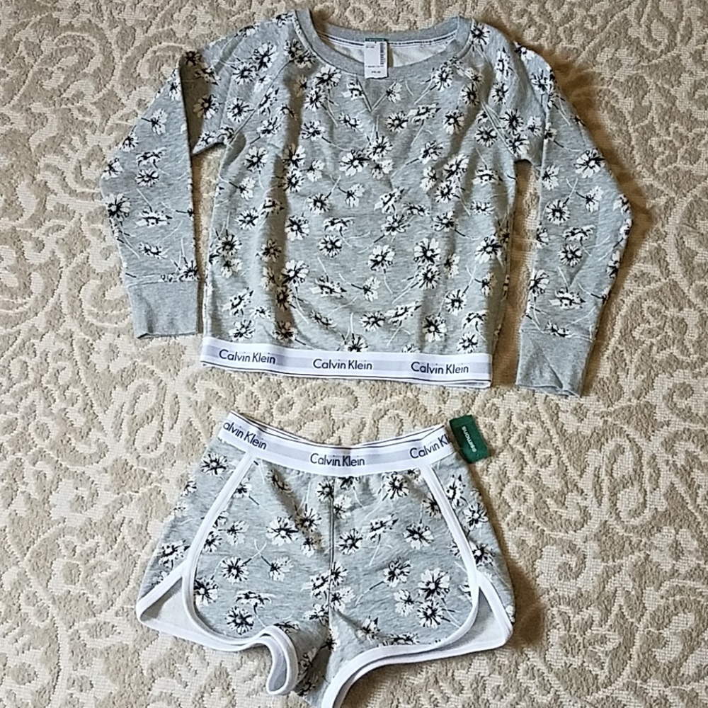 Calvin Klein lounge/sleepwear set